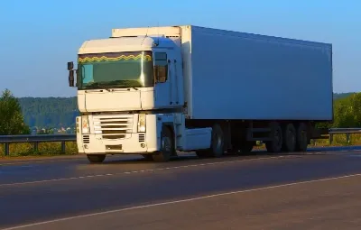 Adana ile Karabağlar Arası Öğrenci Eşyası Taşıma